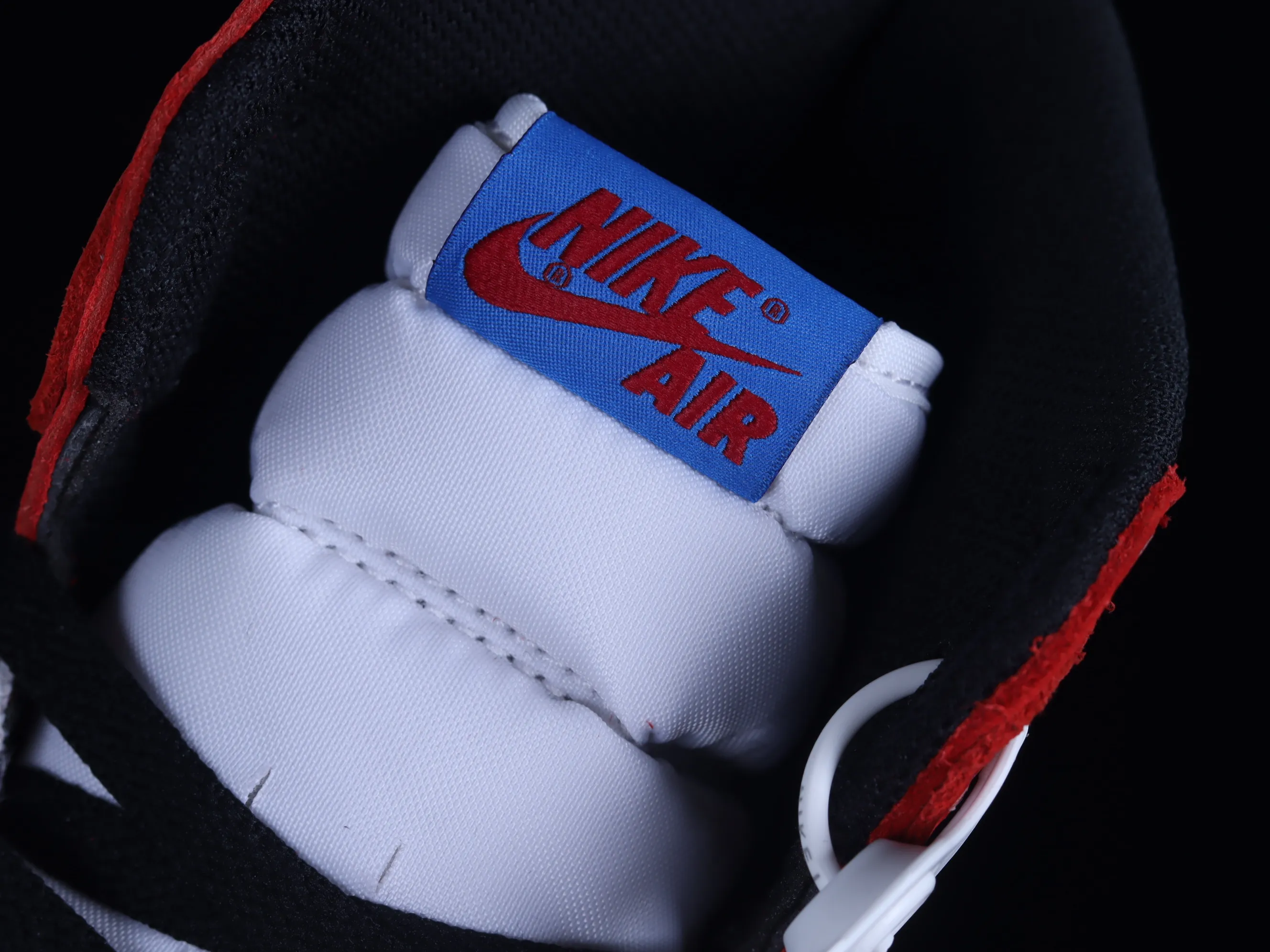 All categories Air Jordan Jordan series basketball shoes Air Jordan 1 High Pure original version Air Jordan 1 Retro High "Chicago Crystal" AJ1 Joe 1 New Chicago Spider-Man 555088-602